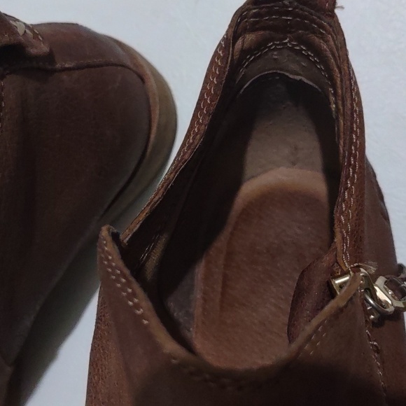 UGG Women’s Glee Brown Leather Ankle Zip Up Bootie Boots 1020262 Size 9 - Picture 7 of 10